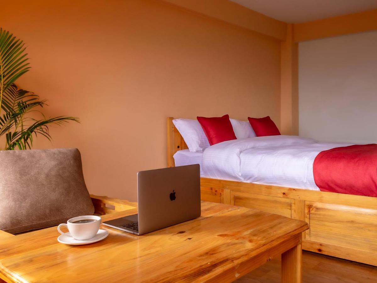Eagle Nest Hotel Bhatgoan 외부 사진